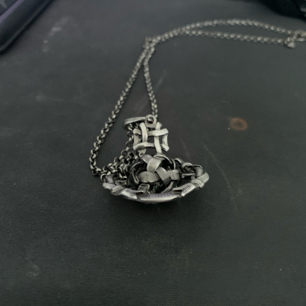Vivienne Westwood Silver Orb Pendant Necklace Jewelry